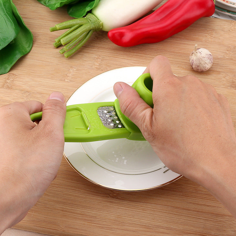 Garlic Masher & Seasoning Grinder – Handheld Garlic Press